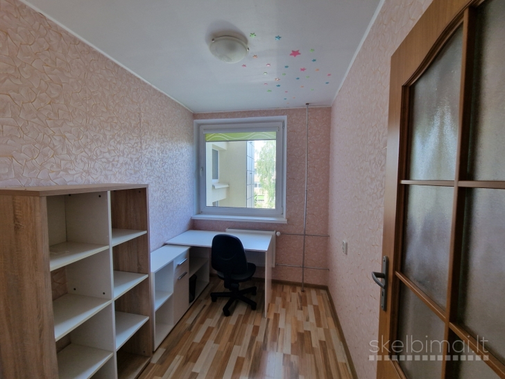 PARDUODAMAS 2 KAMBARIŲ BUTAS RASEINIUOSE