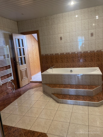 Išnuomojamas 85 m2 gyvenamos patalpos Studijos tipo