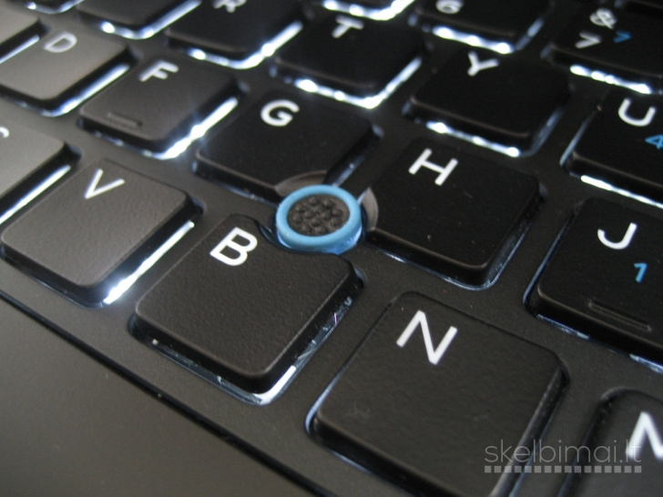 DELL E7450 i5/ Nvidia 2GB/ 8GB/ 128GB/ SIM/ 3 val.