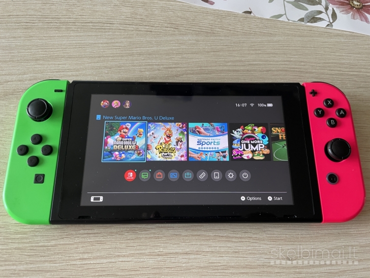 Super Mario Bros. U Delux Switch žaidmas