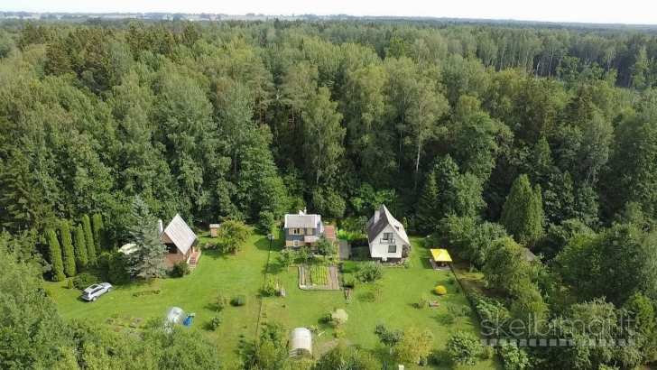 Mažosios Zariškės, Veiverių sen., Prienų r. Pušų g. 25
