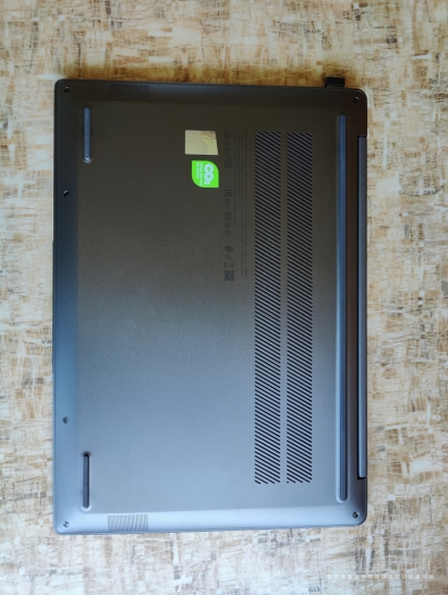 Kaip naujas lenovo yoga slim 6 