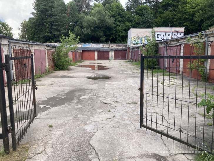Garažo su rūsiu nuoma Žolyno g. 26