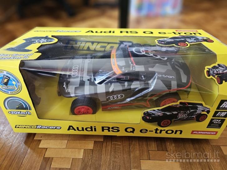 Įkraunamas pulteliu valdomas automobilis Ninco Audi RS Q E-Tron, net 1:10 !