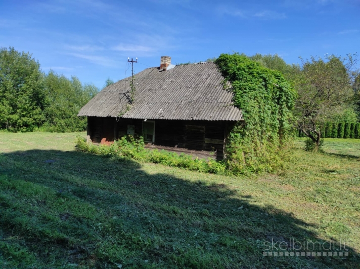 Jiezno miestas didelė namų valda senas rąstų namas