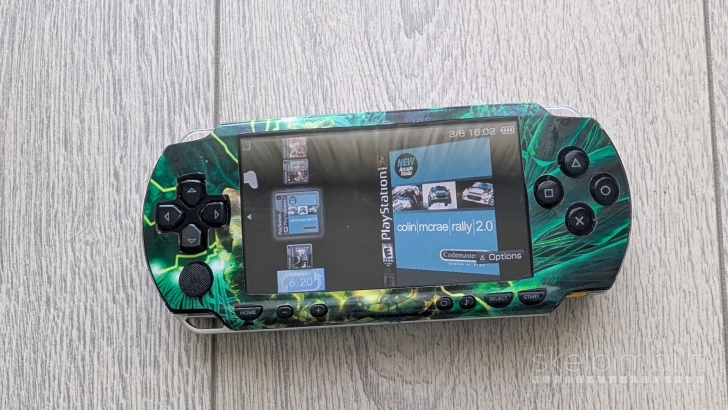 Atrištas PSP 1004 16gb + 41 žaidimu