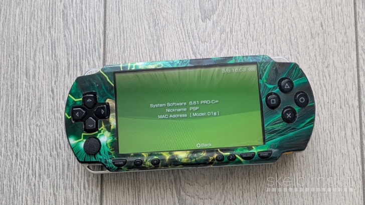 Atrištas PSP 1004 16gb + 41 žaidimu