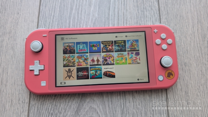 Nintendo Switch Lite 40GB + 16 žaidimų