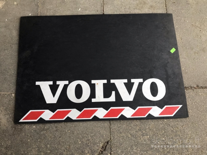 VOLVO Purvasargiai 2vnt.