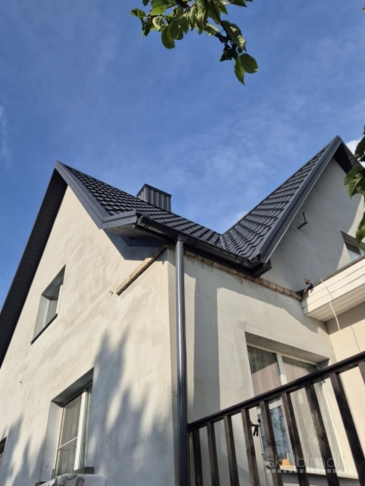 Šlaitinių stogų dengimas, renovacija.