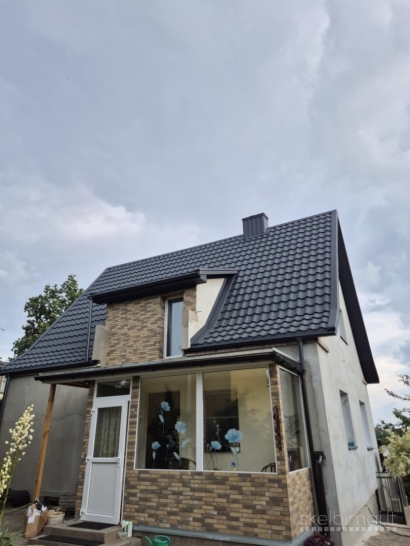 Šlaitinių stogų dengimas, renovacija.