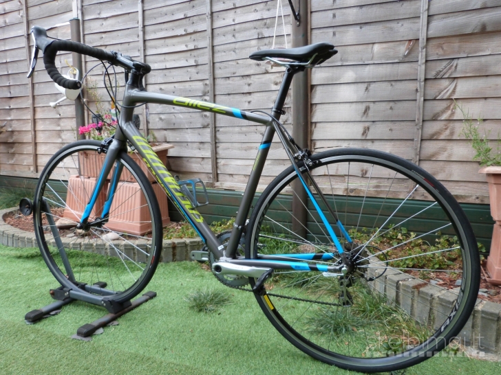 SPECIALIZED Allez Elite Road Bike. 700C. Carbon fork. RRP £900
