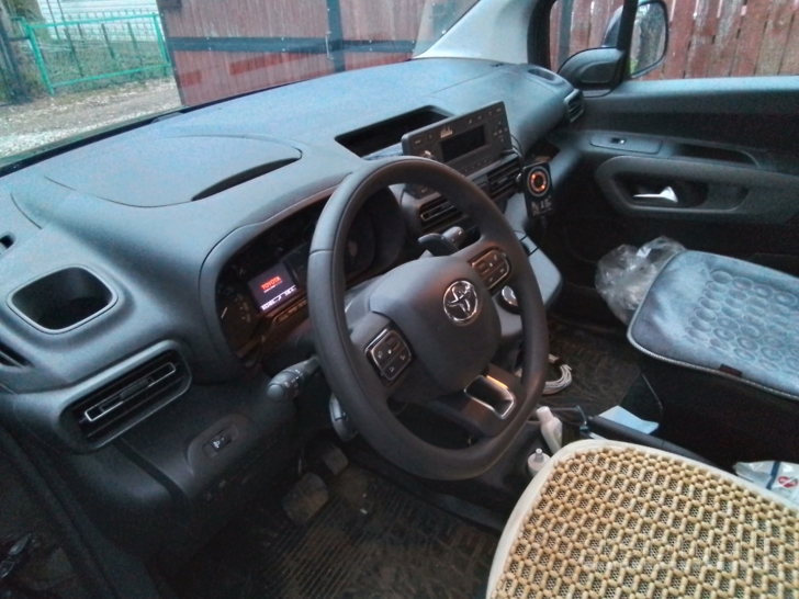 Toyota Proace city verso long