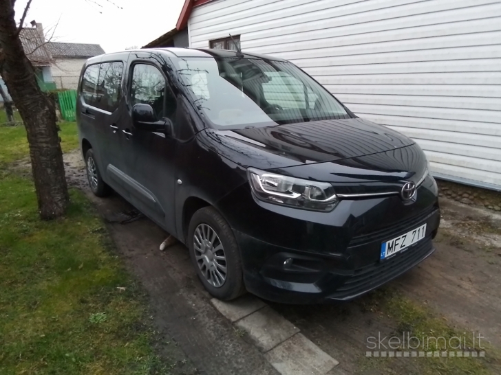 Toyota Proace city verso long