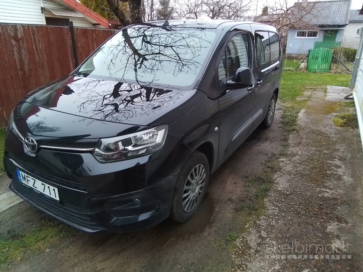 Toyota Proace city verso long