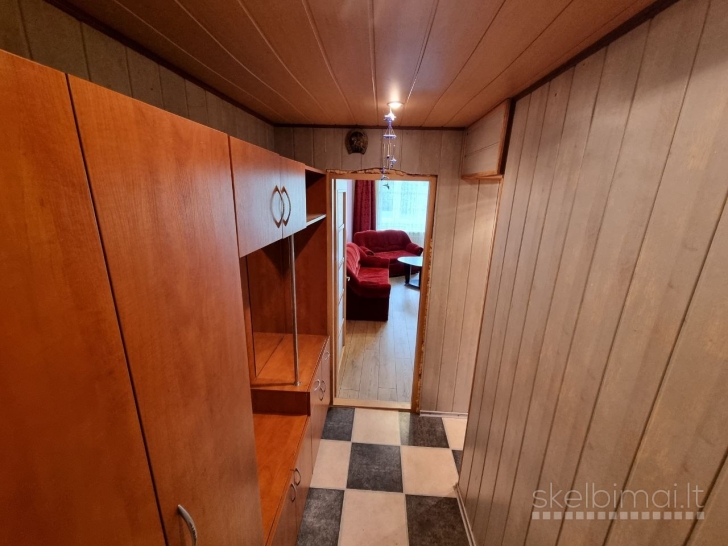 PARDUODAMAS 2 KAMBARIŲ BUTAS PAKRUOJYJE, STATYBININKŲ G. 13
