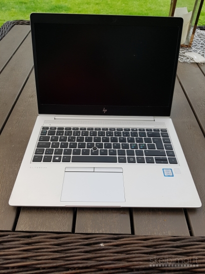 Hp 840 G5 i5-8250u 8gb ram