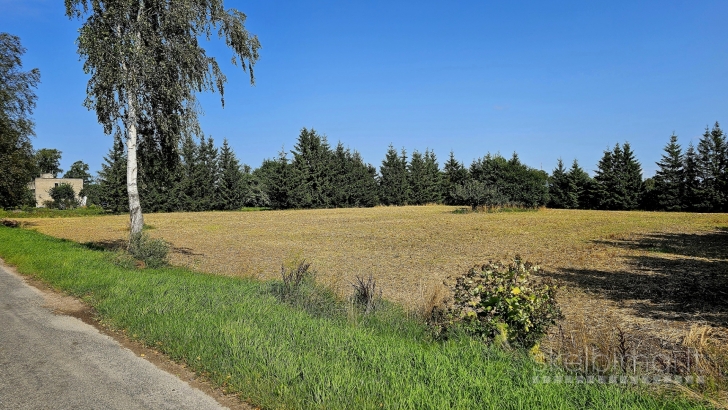 Parduodu sklypa.