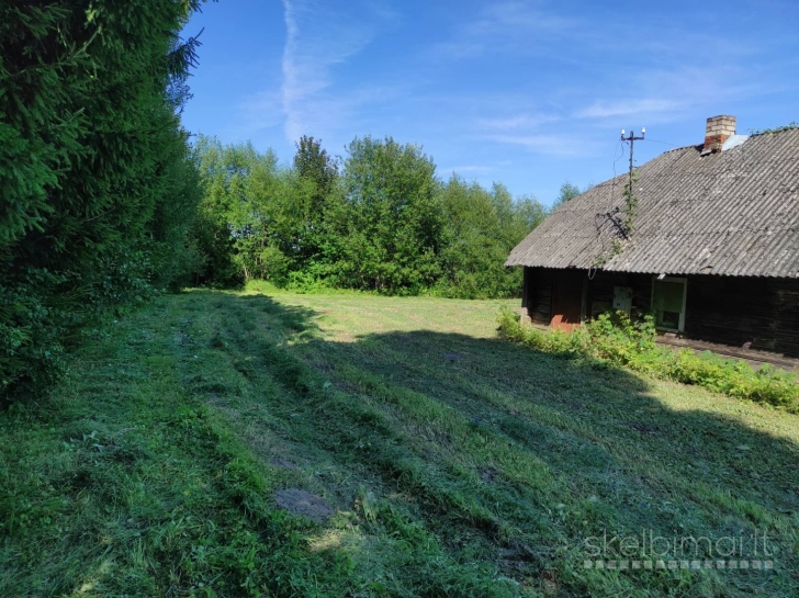 Jiezno miestas didelė namų valda senas rąstų namas