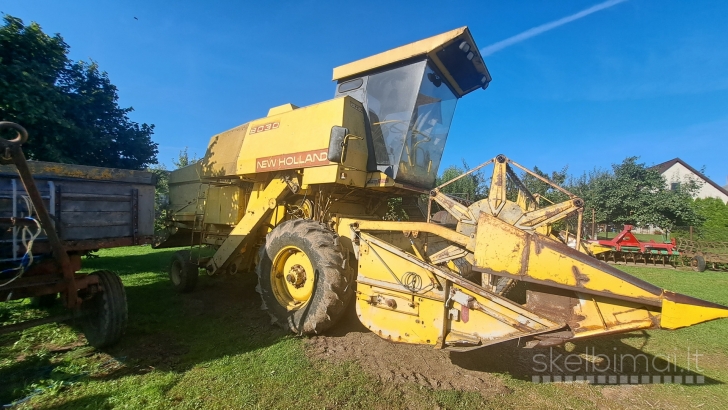 New Holland 8030 kombainas
