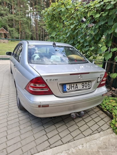 Parduodamas geros būklės, prižiūrėtas Mersedes-Benz, C220