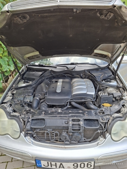 Parduodamas geros būklės, prižiūrėtas Mersedes-Benz, C220