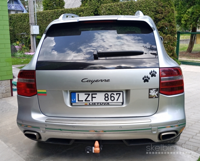 Parduodamas geros būklės Porsche-Cayenne