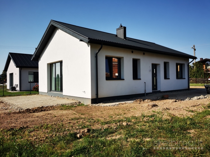 Kauno r. naujas namų kvartalas gražioje vietoje