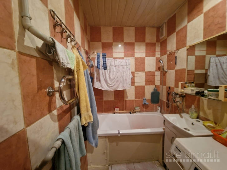 PARDUODAMAS 3 KAMBARIŲ BUTAS ŠILALĖJE
