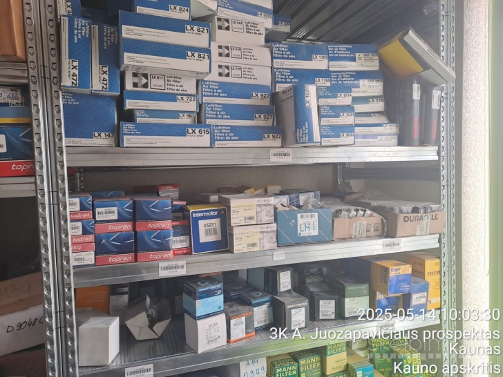Parduodamos auto dalys