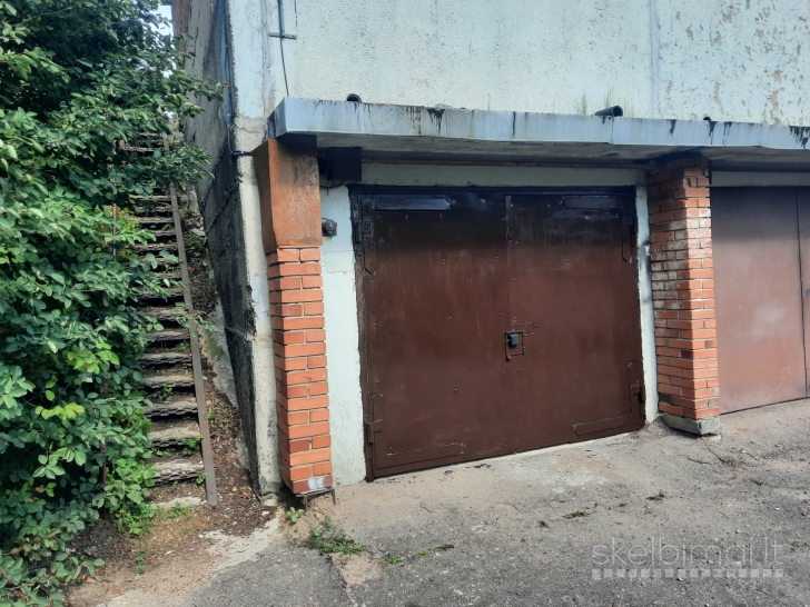 Atnaujinto GARAŽO su RŪSIU NUOMA Petrašiūnuose, Kaunas.