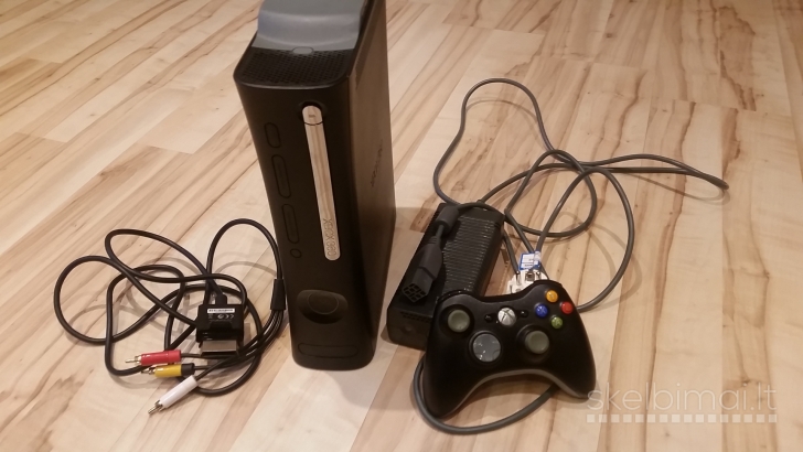 Xbox 360 atrišti RGH2 būdu, originalūs žaidimai, pulteliai, kinektai