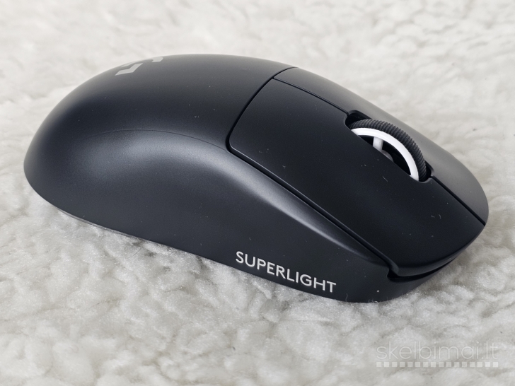 "Logitech G Pro X Superlight" belaidė įkraunama bluetooth žaidimų pelė