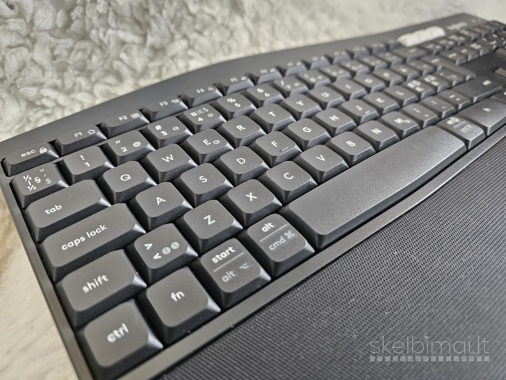 Nauja "Logitech K850" belaidė bluetooth klaviatūra (yra 3 vnt.)
