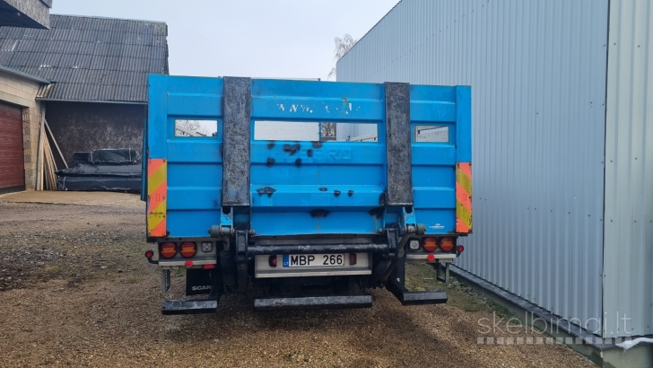  Scania su liftu