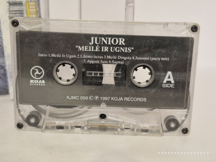 Audio kasetė MC Junior ‎– Meilė Ir Ugnis