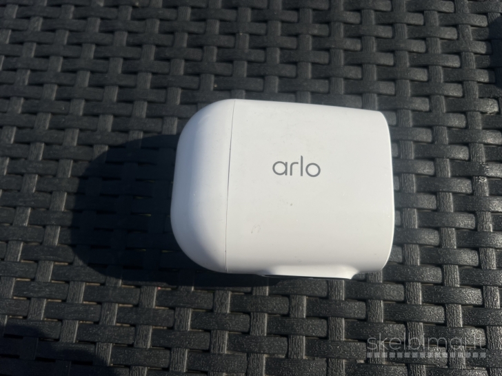 Arlo stebejimo kamera