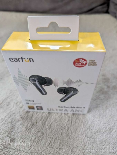 Naujos Earfun Air Pro 4 wireless earbuds 