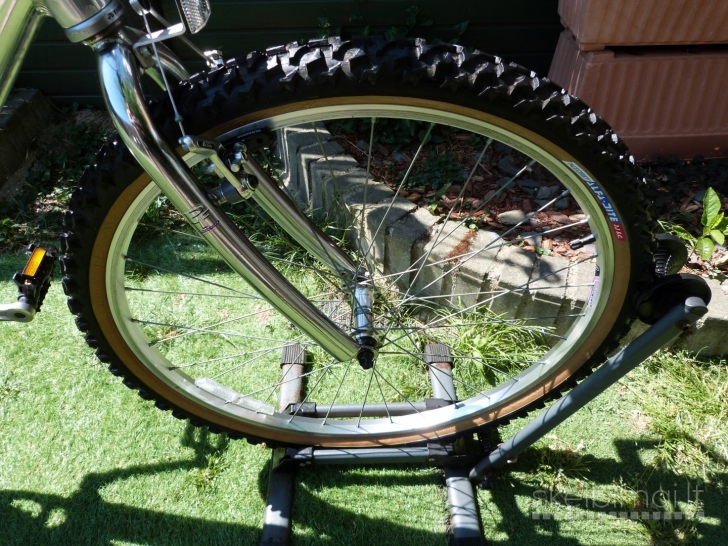 CARRERA Gravity Mountain Bike. 26''wheels. 20''frame. 21speed