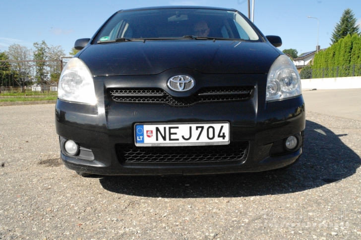 Toyota Corolla Verso 