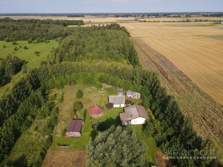 Parduodama gamtos apsuptyje kaimo sodyba su dideliu 2,9315 ha žemės sklypu