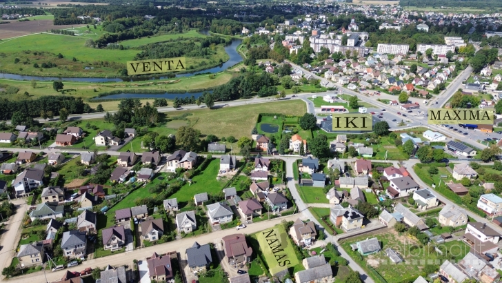 Jūsų dėmesio ir meilės laukia šis namas !
