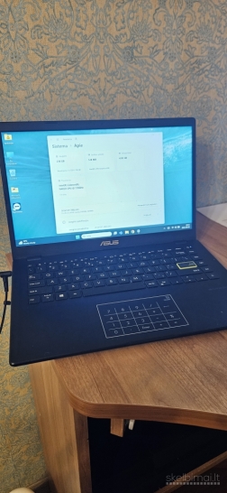 Parduodamas naudotas Asus Vivobook E410MA su pakrovėju