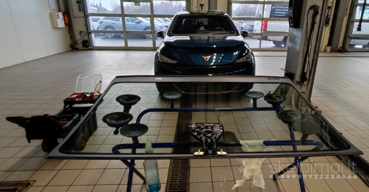 Automobilių Stiklų Įdaužų Remontas.