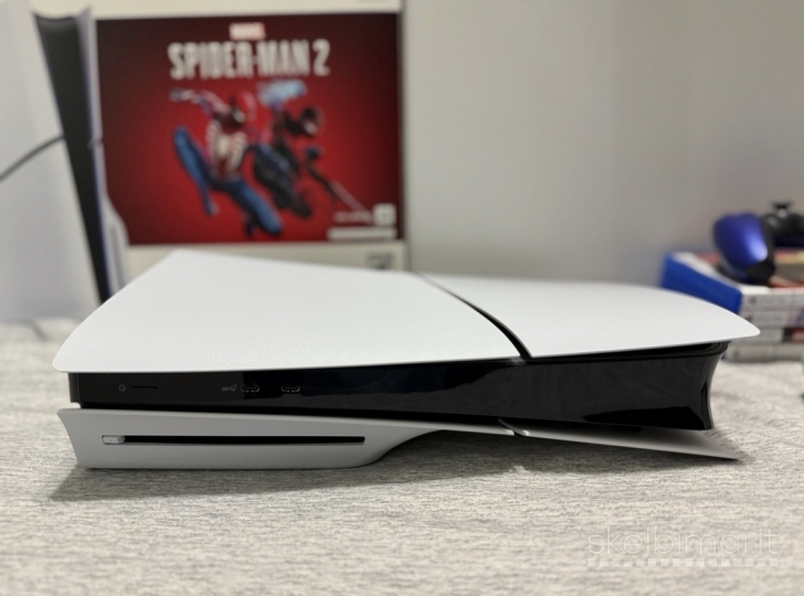 Sony PlayStation 5 Slim 