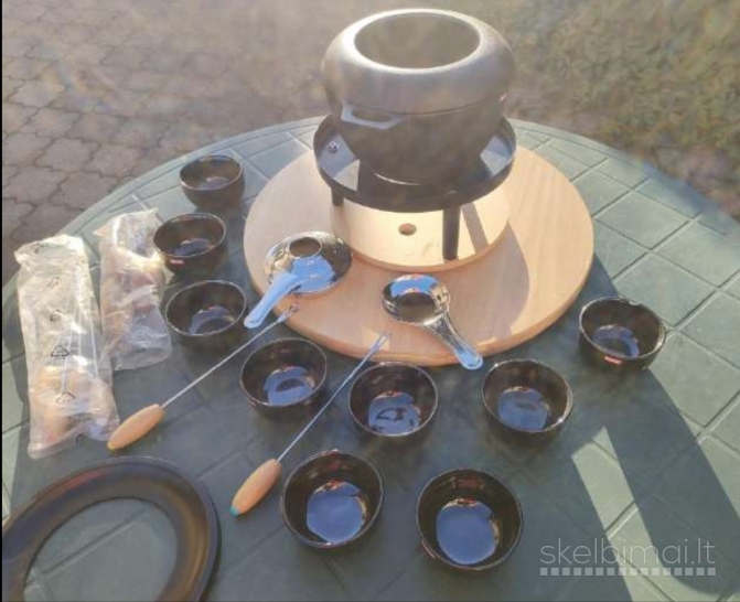 Basic fonduest . Fondiu . Fondue rinkinys