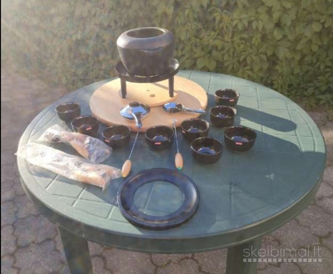 Basic fonduest . Fondiu . Fondue rinkinys