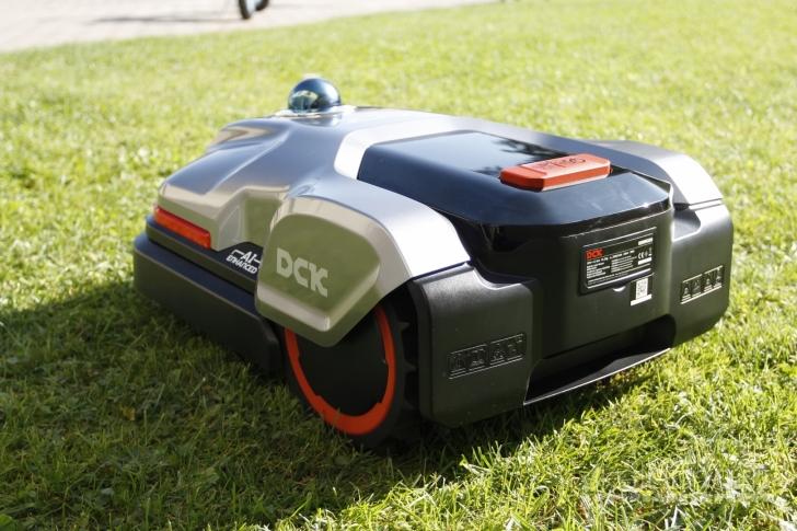 Dck Kdrm220-4G – vejos robotas be kabelių!