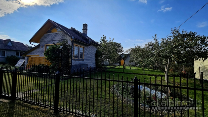 Parduodu sodo nama.