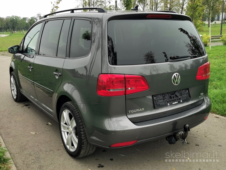 VW Touran 2012